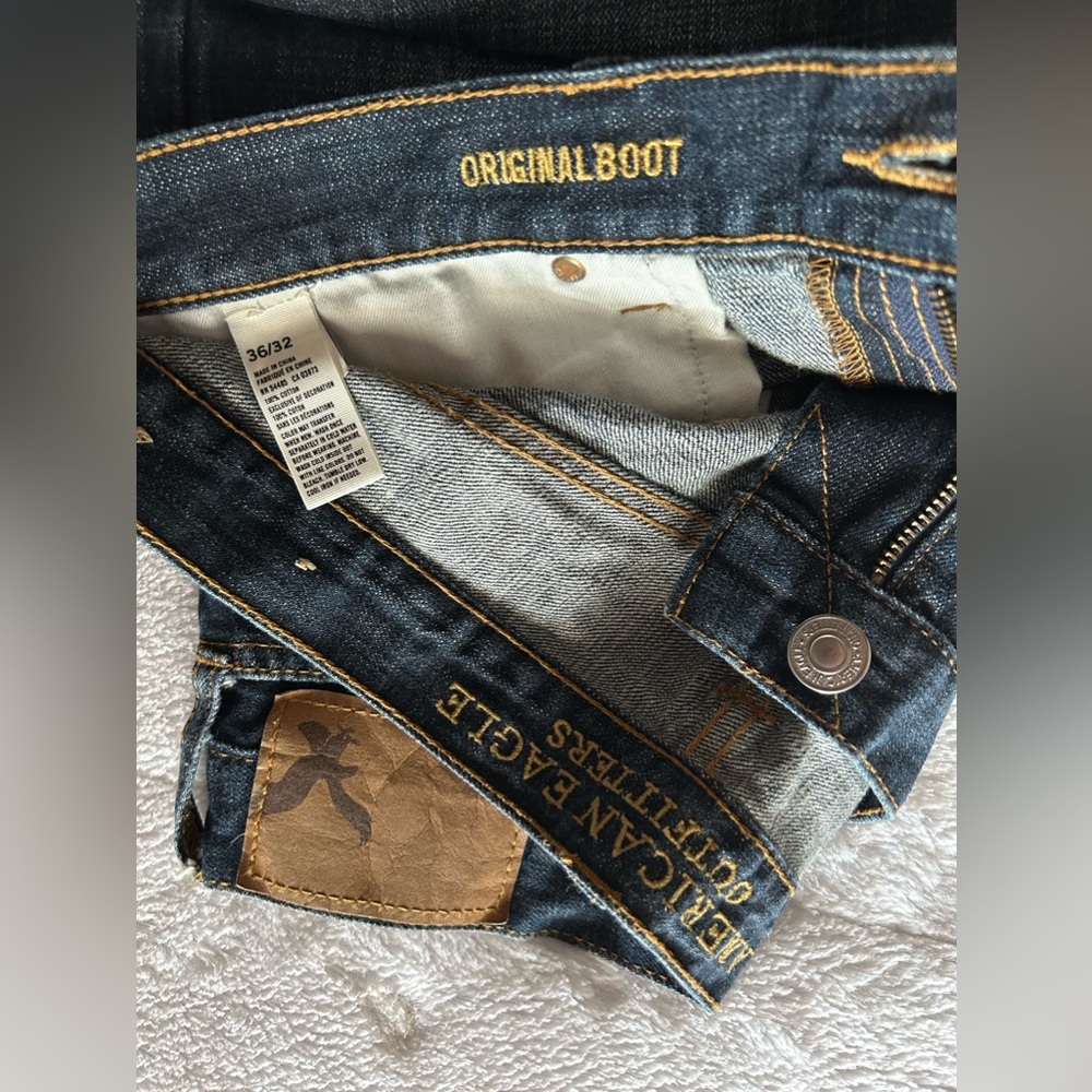 jeans - Picture 3 of 3